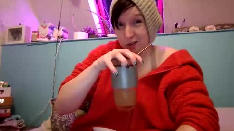Fairypixieprincess online show from December 11, 2024, 4:31 pm