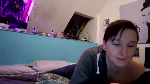 Fairypixieprincess online show from December 18, 2024, 6:35 pm