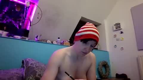 Fairypixieprincess online show from December 19, 2024, 7:07 pm