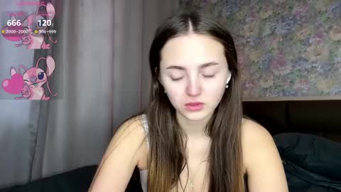 Snapshot of falineellson chatting on April 1, 2026, 8:04 am Erika online show from April 1, 2026, 8:04 am
