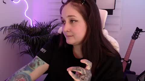 Snapshot of fallenag__ chatting on May 10, 2026, 1:00 am OF fallenag 1 online show from May 10, 2026, 1:00 am