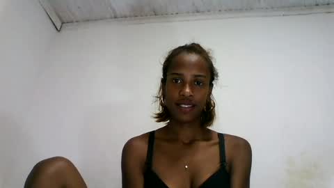 fallinah01 online show from July 28, 2026, 12:48 pm