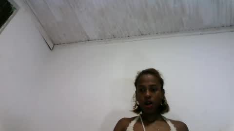 fallinah01 online show from July 28, 2026, 2:24 pm