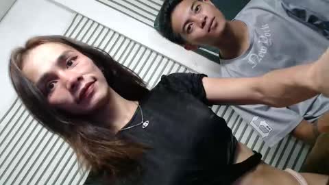 Snapshot of familystroke_twinny8 chatting on April 28, 2026, 2:27 am Alexandra x Alexandro online show from April 28, 2026, 2:27 am