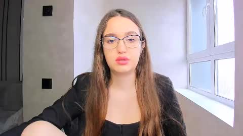 Snapshot of fancy_bunny chatting on March 5, 2025, 10:00 am fancy bunny online show from March 5, 2025, 10:00 am