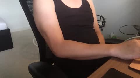 Snapshot of fantasticbake1 chatting on April 27, 2026, 2:09 am fantasticbake1 online show from April 27, 2026, 2:09 am