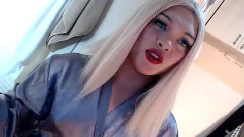 DANIELLA - DONT FORGET TO GIVE ME A THUMBSU UP online show from July 13, 2026, 12:52 pm
