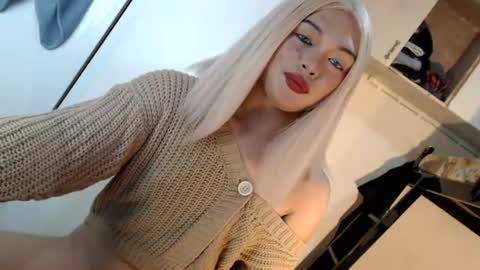 DANIELLA - DONT FORGET TO GIVE ME A THUMBSU UP online show from July 25, 2026, 11:02 pm