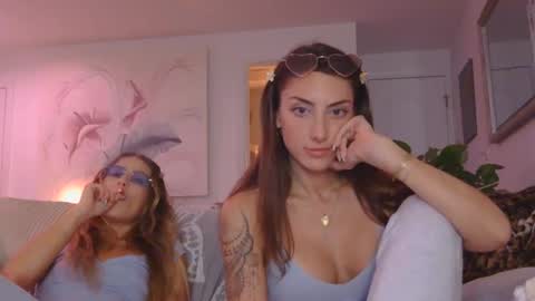 Snapshot of fantasy4uxxx chatting on September 27, 2025, 1:54 am fantasy4uxxx online show from September 27, 2025, 1:54 am