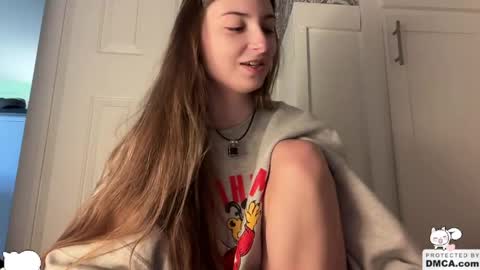 Ella online show from May 25, 2026, 11:11 pm