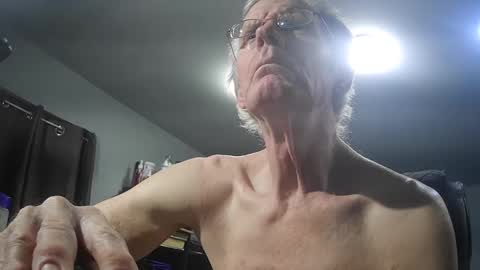 fantasyresort online show from February 1, 2026, 4:11 am