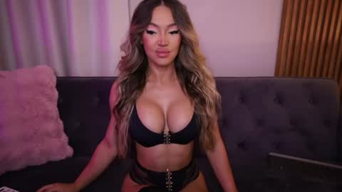 Snapshot of fantasystudiox chatting on July 26, 2026, 11:11 pm Carmina online show from July 26, 2026, 11:11 pm