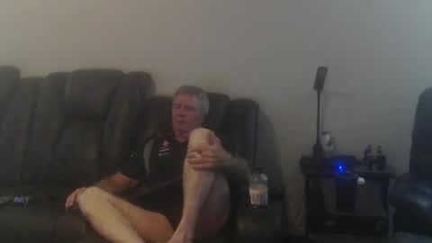 PHANTOM online show from December 2, 2025, 6:58 pm