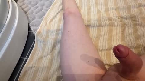 fapboynrwy online show from April 24, 2026, 4:42 pm