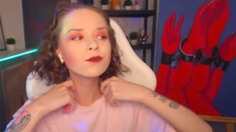 Fascinating   Eyes online show from December 8, 2024, 9:52 pm