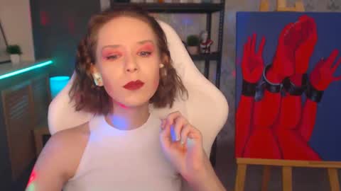 Fascinating   Eyes online show from December 14, 2024, 7:36 pm