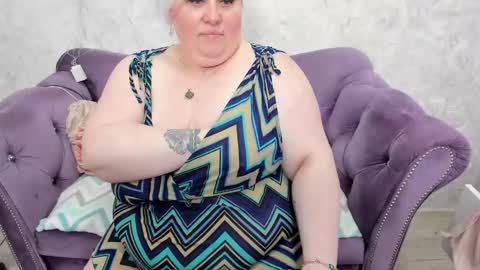 Snapshot of fashiona chatting on January 28, 2025, 6:38 am fashiona online show from January 28, 2025, 6:38 am