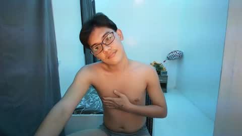 Snapshot of fastfucker_22 chatting on March 9, 2025, 1:26 pm fastfucker_22 online show from March 9, 2025, 1:26 pm