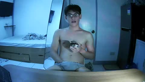 fastfucker_22 online show from February 9, 2026, 4:44 pm