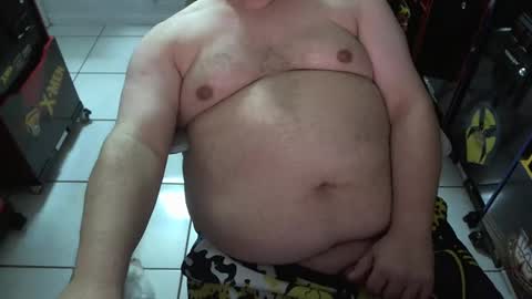 Snapshot of fatdaddycam chatting on April 18, 2026, 2:10 pm Fat Daddy online show from April 18, 2026, 2:10 pm