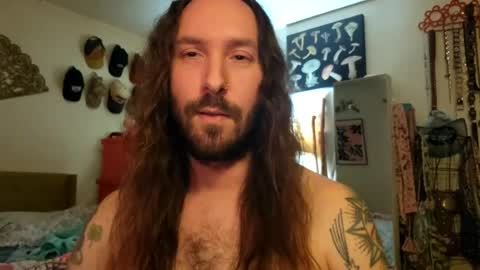 Snapshot of fatdickhippie chatting on August 7, 2026, 6:54 pm fatdickhippie online show from August 7, 2026, 6:54 pm