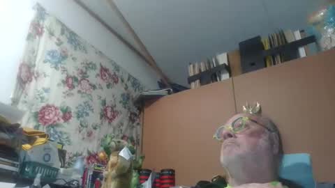 Fred. online show from May 15, 2026, 11:01 pm