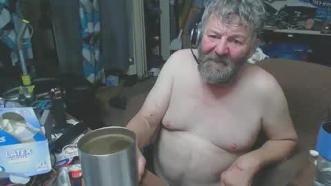 Fatman01 online show from April 15, 2026, 3:46 am