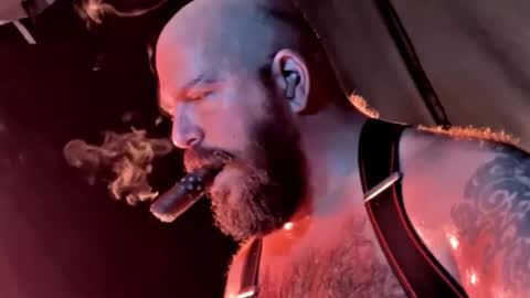 Snapshot of fatredneckpapa chatting on March 4, 2026, 9:37 am FAT PAPA online show from March 4, 2026, 9:37 am