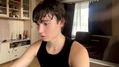 Faust online show from September 18, 2025, 1:02 pm