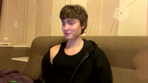 Faust online show from October 9, 2025, 4:21 am