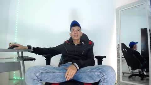 Snapshot of favel_gomez7 chatting on December 23, 2024, 1:03 pm Favel Gomez online show from December 23, 2024, 1:03 pm