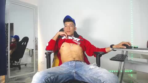 Snapshot of favel_gomez7 chatting on January 14, 2025, 5:30 am Favel Gomez online show from January 14, 2025, 5:30 am