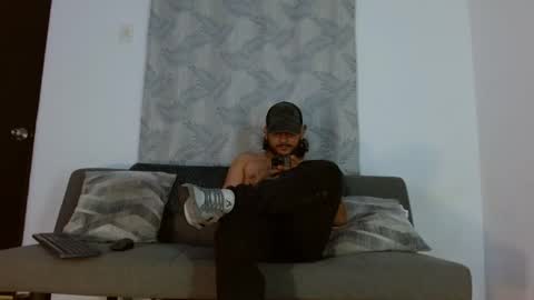 favid95 online show from October 6, 2025, 4:37 pm