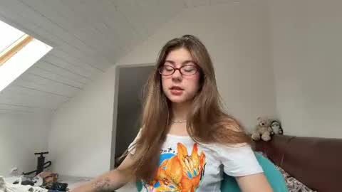 Snapshot of fawnmcgorry chatting on July 23, 2026, 2:26 pm Emily online show from July 23, 2026, 2:26 pm
