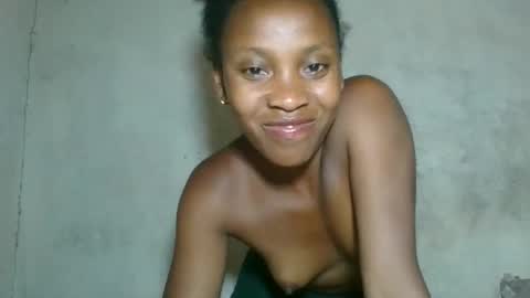 fayence09 online show from December 5, 2025, 12:14 pm