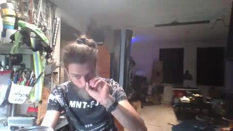 feelfemdom online show from October 5, 2025, 2:10 am