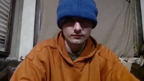 Snapshot of feelingverynaughty chatting on December 21, 2024, 3:14 am ask me online show from December 21, 2024, 3:14 am