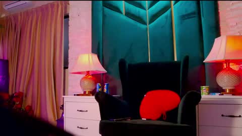 Snapshot of feetvibe chatting on March 1, 2026, 6:15 am FeetVibe online show from March 1, 2026, 6:15 am