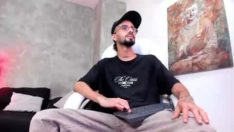 Felipe online show from July 18, 2026, 3:22 am