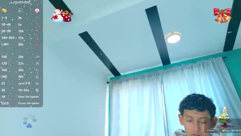 felipehotgonzalez online show from December 4, 2025, 1:09 pm