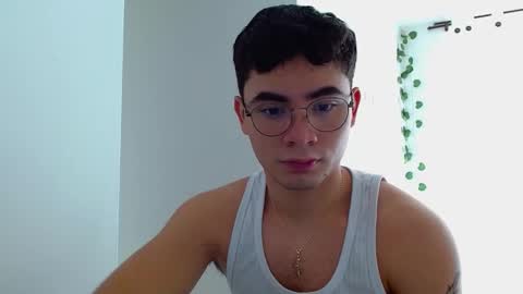 felipexvip online show from February 26, 2025, 4:03 pm