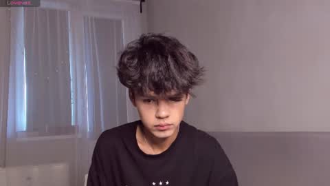 Snapshot of felix_rey chatting on June 23, 2026, 8:56 am Felix online show from June 23, 2026, 8:56 am