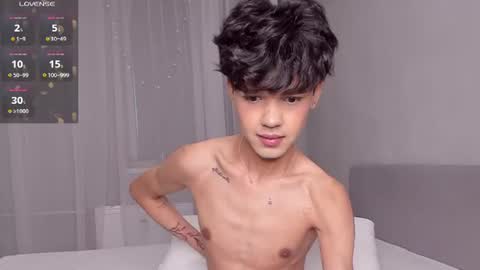 Snapshot of felix_rey chatting on July 11, 2026, 3:15 pm Felix online show from July 11, 2026, 3:15 pm