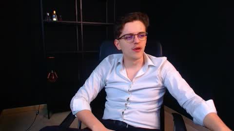 FelixStark online show from April 25, 2026, 4:37 am