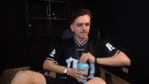 FelixStark online show from July 26, 2026, 6:43 am