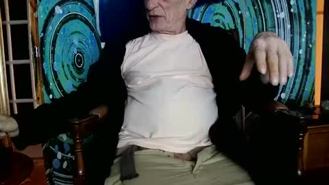 Snapshot of fellatioauto chatting on January 10, 2025, 5:37 am hungnsexy online show from January 10, 2025, 5:37 am