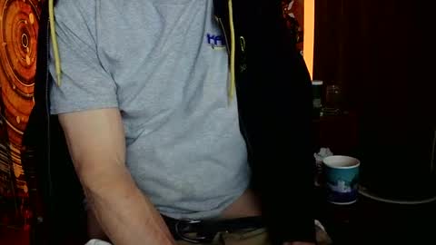 Snapshot of fellatioauto chatting on February 15, 2025, 9:49 am hungnsexy online show from February 15, 2025, 9:49 am