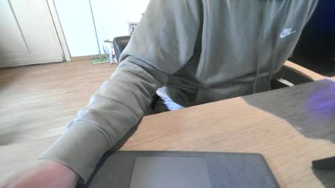 Snapshot of fem_alice_louis_dom chatting on June 11, 2026, 7:28 am fem_alice_louis_dom online show from June 11, 2026, 7:28 am
