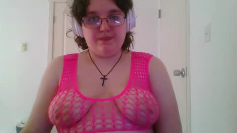 Snapshot of femcelsam chatting on August 4, 2026, 10:45 pm femcelsam online show from August 4, 2026, 10:45 pm