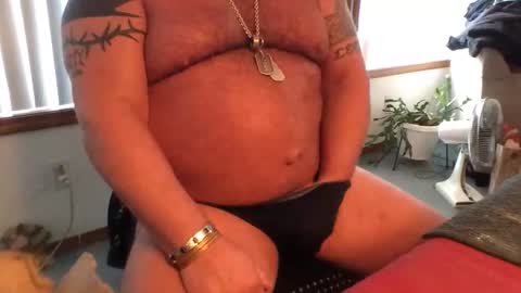 Snapshot of femdomisgood chatting on May 24, 2026, 10:37 pm Femdomisgood online show from May 24, 2026, 10:37 pm